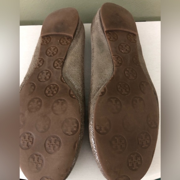 Tory Burch Reva Flats in Pewter - Picture 4 of 5